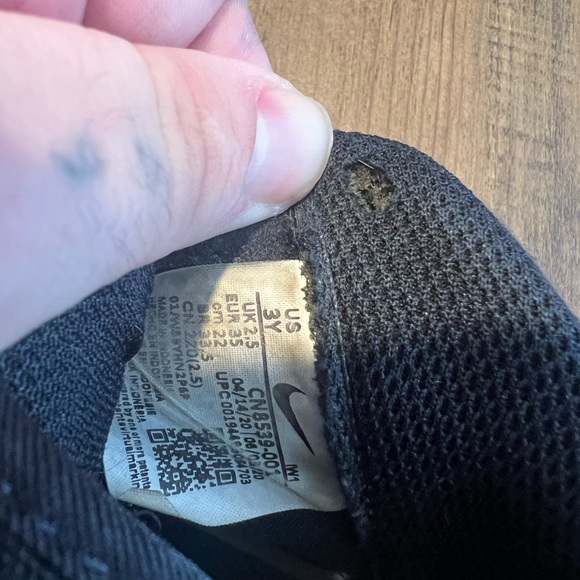 Nike Air Force 1 boys size 3 - Picture 7 of 11